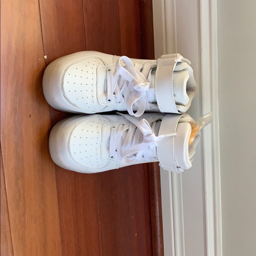 LED light up sneakers (unisex) - Picture 5 of 6